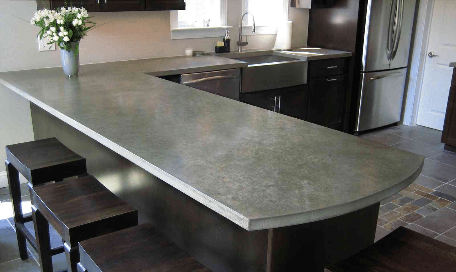Столешница для кухни из бетона