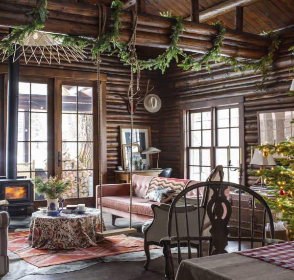 Зимние праздники в уютном бревенчатом домике в Вайоминге