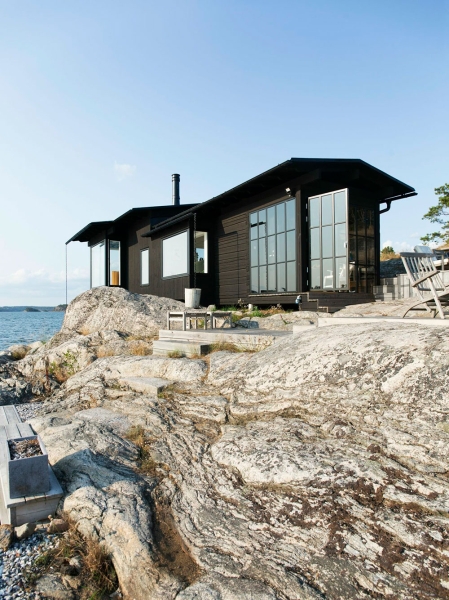Дом «для ужина у моря» архитектора Thomas Sandell (28 кв. м)