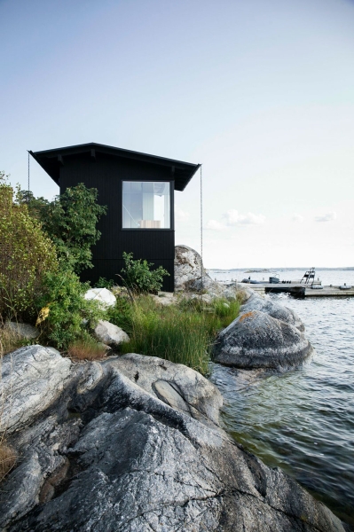 Дом «для ужина у моря» архитектора Thomas Sandell (28 кв. м)