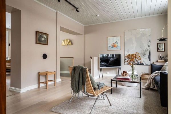 Уютный кофейные оттенки в дизайне бюджетной квартиры в Норвегии