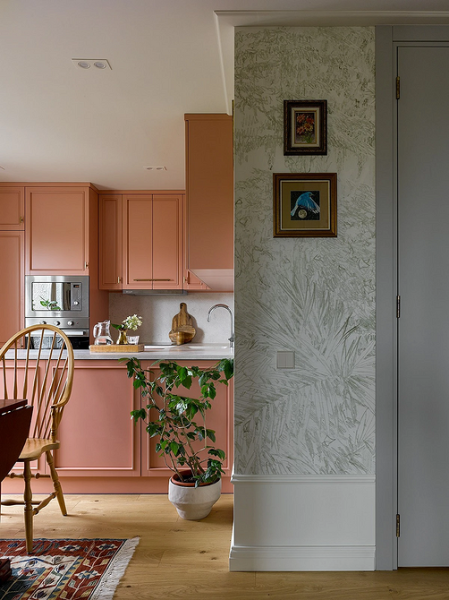 5 потрясающих кухонь, где использовали обои | ivd.ru