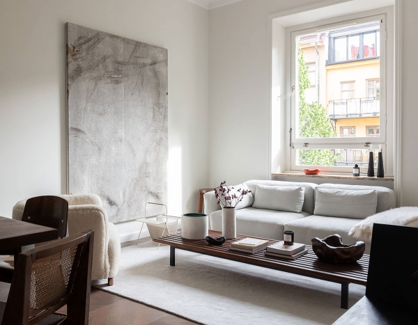Минимализм с нотками искусства: квартира в Стокгольме (50 кв. м)