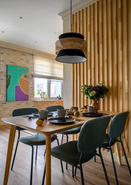 Кухня в коридоре и три отдельные спальни: семейная квартира 80 кв. м с перепланировкой от дизайнера | ivd.ru