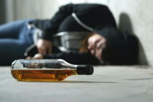 Разрушительный путь: Вред алкоголизма и его негативное влияние на организм